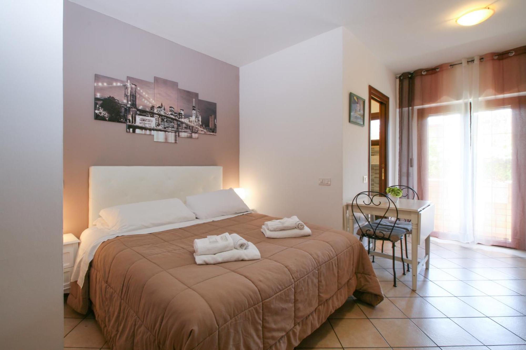 Residence Speedy Lovely Suites - 9 Appartamenti Fino A 52 Ospiti - Fiumicino Airport * Fiumicino
